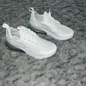 Air max 270’s 5Y. Worn very few times- too small